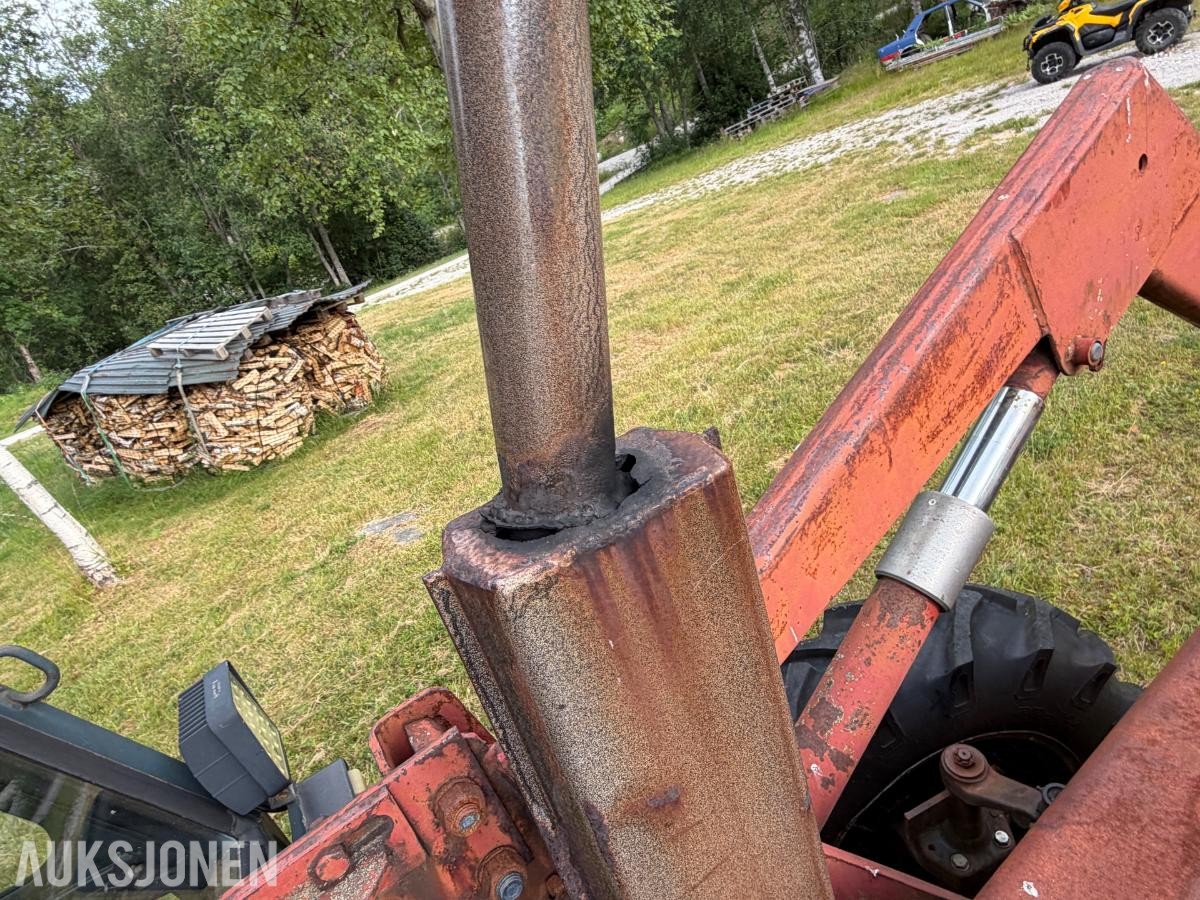 1985 Zetor 6245 4x4 med frontlaster