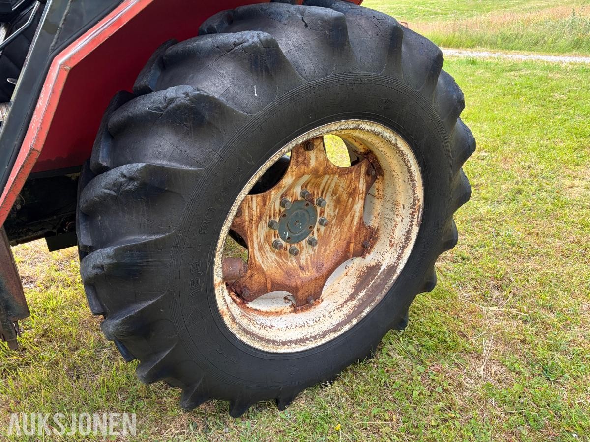 1985 Zetor 6245 4x4 med frontlaster