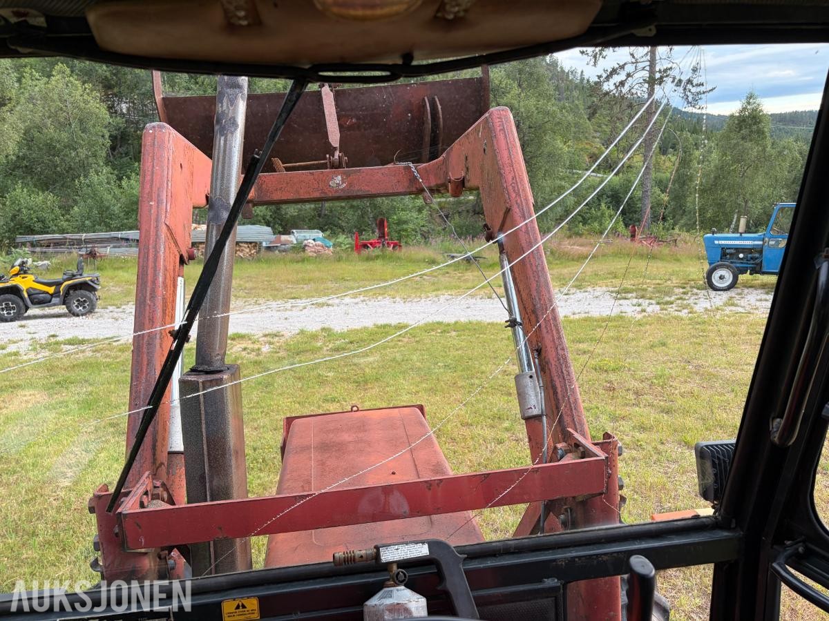 1985 Zetor 6245 4x4 med frontlaster