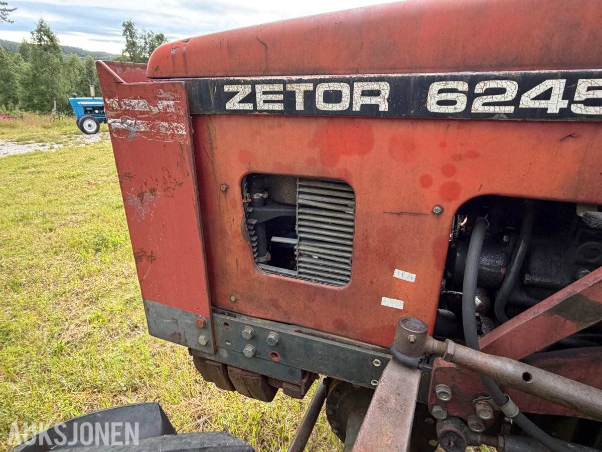 1985 Zetor 6245 4x4 med frontlaster
