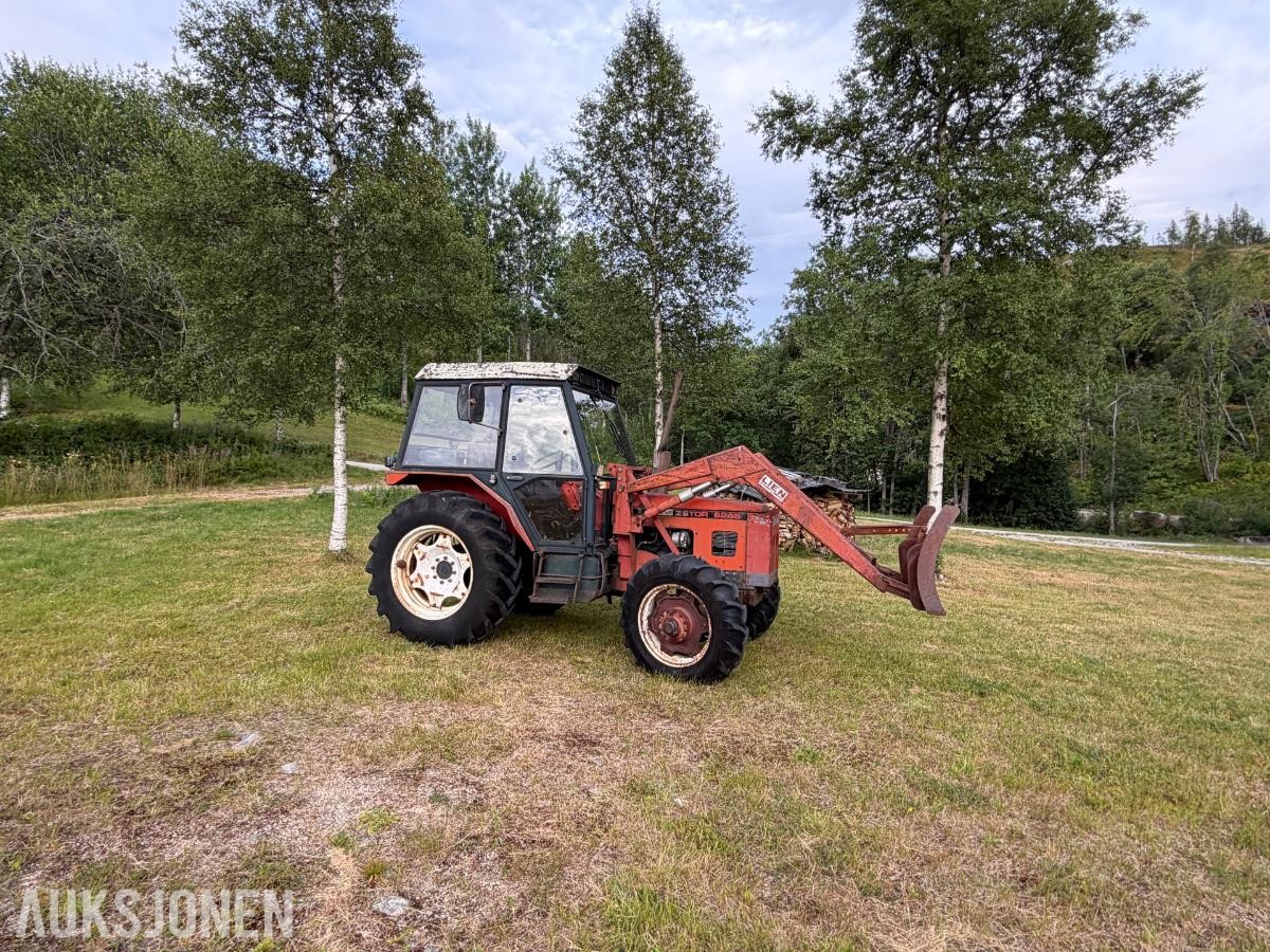 1985 Zetor 6245 4x4 med frontlaster