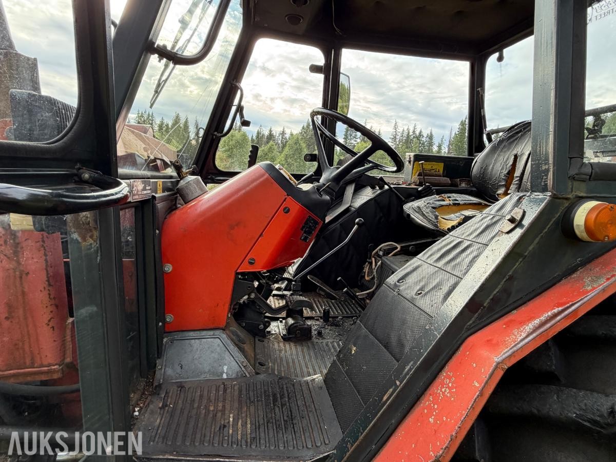 1985 Zetor 6245 4x4 med frontlaster