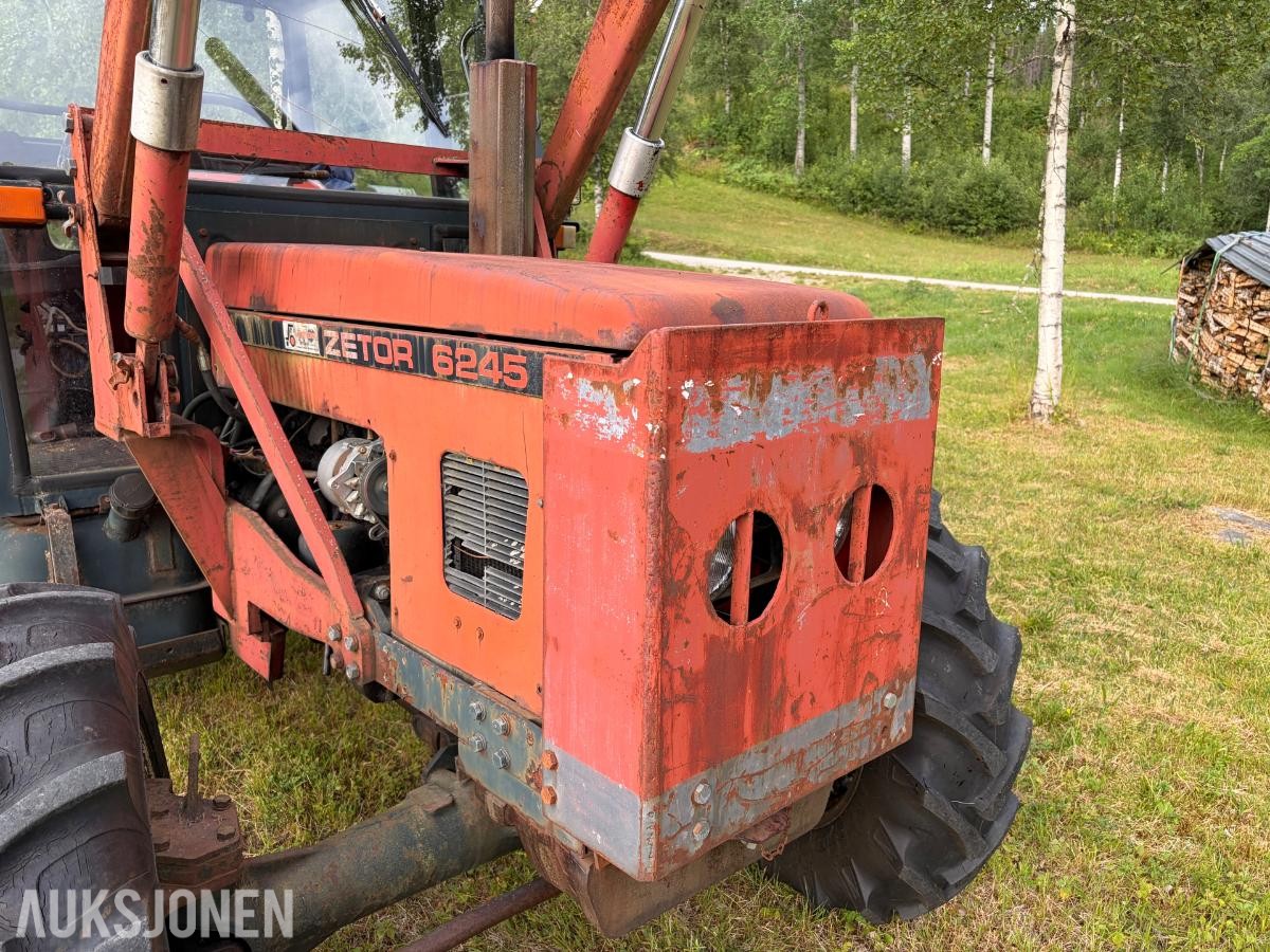 1985 Zetor 6245 4x4 med frontlaster