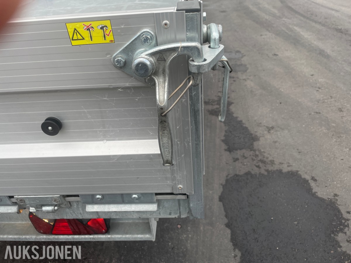 2025 Bockmann DK3218/350 3 veis tipphengerm/fjernkontroll