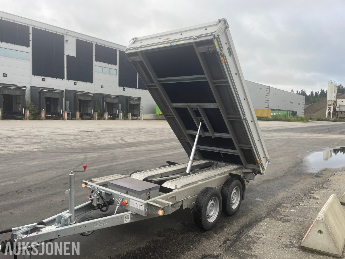 2025 Bockmann DK3218/350 3 veis tipphengerm/fjernkontroll