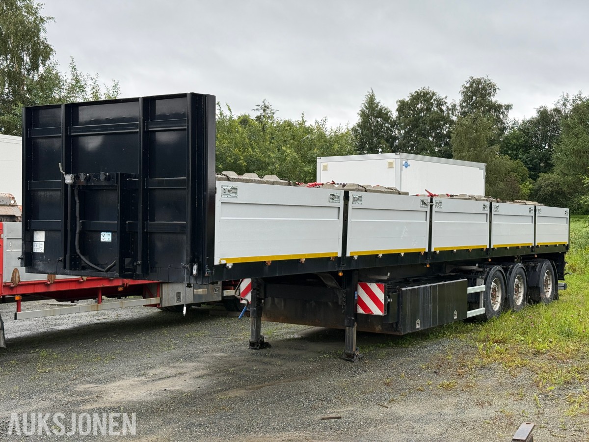 2024 - Ludmann 3-akslet - Maskinsemi / Maskinhenger