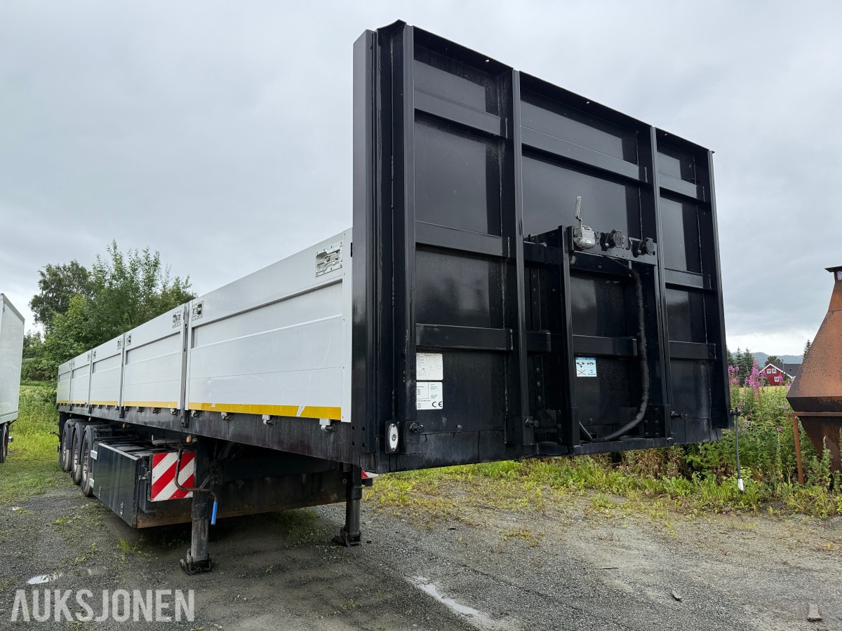 2024 - Ludmann 3-akslet - Maskinsemi / Maskinhenger