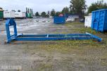 2011 - 20 fots container med containerramme
