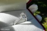  2,01 Carat Oval Diamantring (D / VVS2) & Sidesteiner – IGI-Sertifisert
