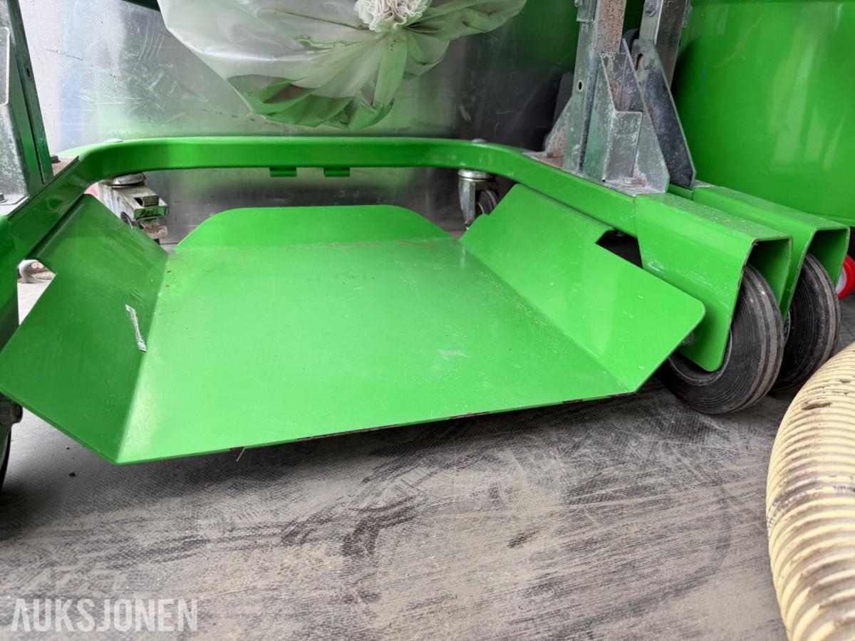 BK Hengeren Plc 2736B Skap m/Dr. Schulze DBF‑380 slissemaskin