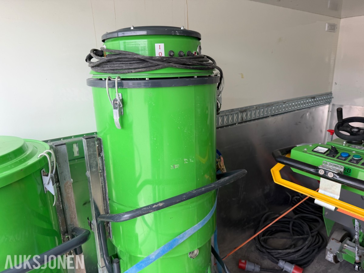 BK Hengeren Plc 2736B Skap m/Dr. Schulze DBF‑380 slissemaskin