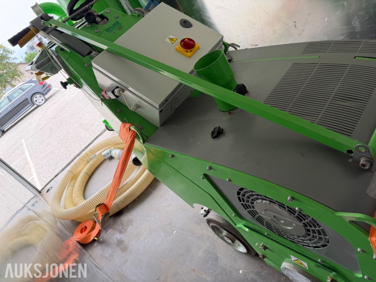 BK Hengeren Plc 2736B Skap m/Dr. Schulze DBF‑380 slissemaskin