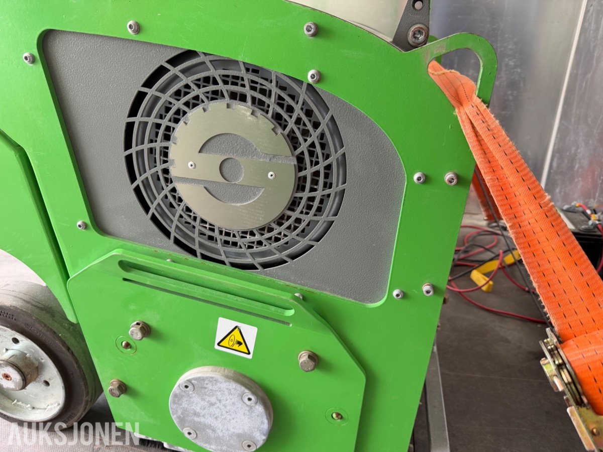 BK Hengeren Plc 2736B Skap m/Dr. Schulze DBF‑380 slissemaskin