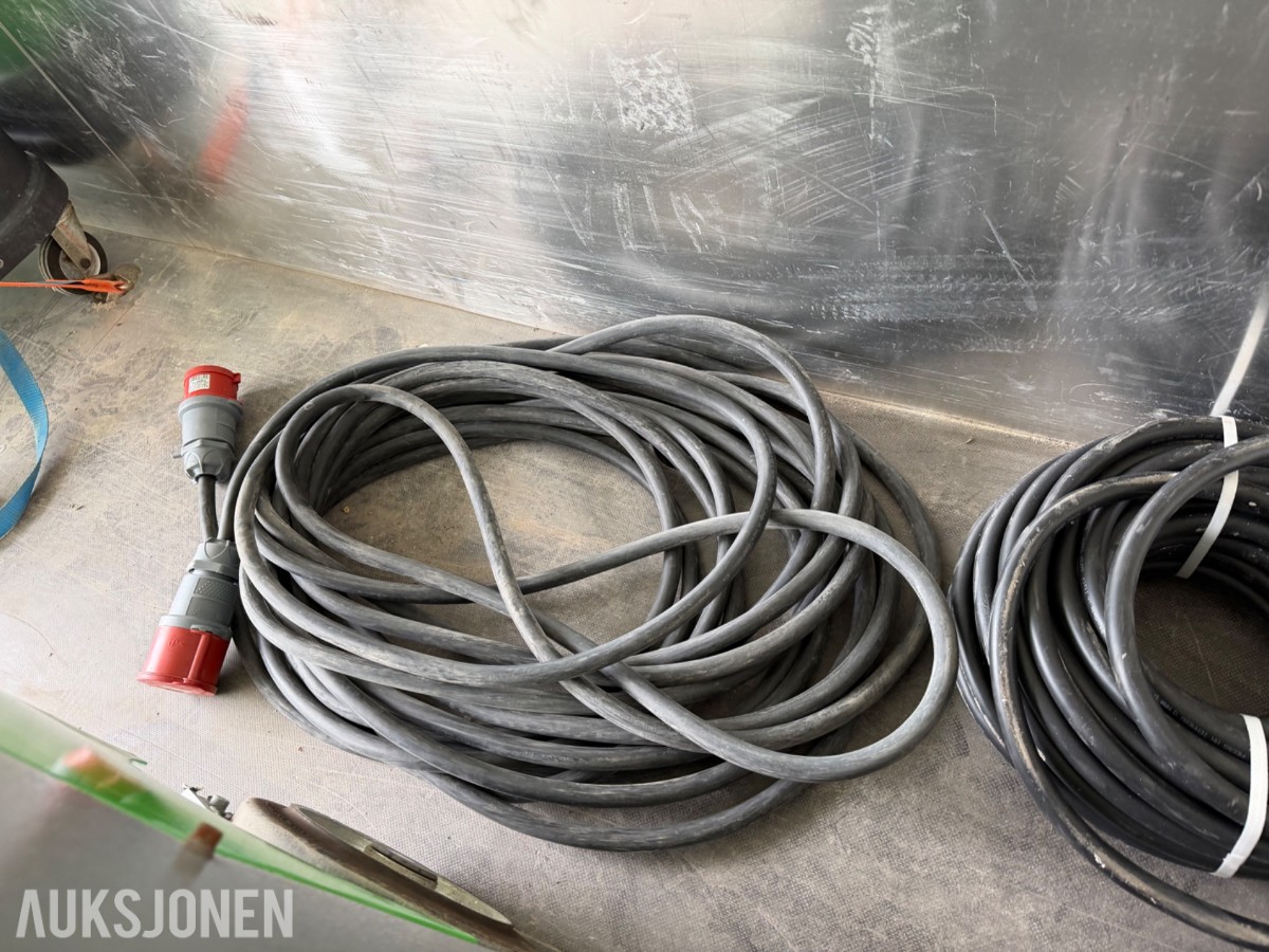 BK Hengeren Plc 2736B Skap m/Dr. Schulze DBF‑380 slissemaskin