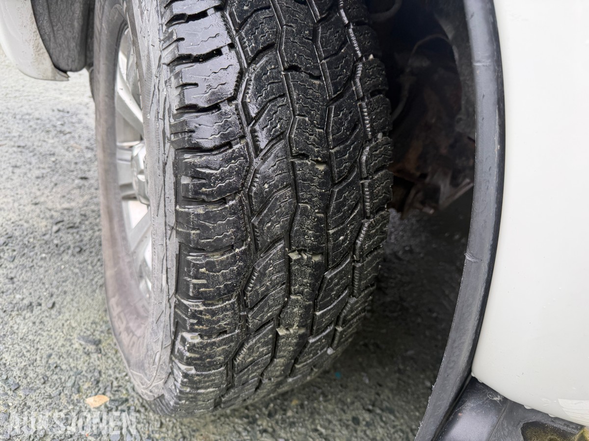 2010 Toyota HILUX 2.5-144 D 4WD