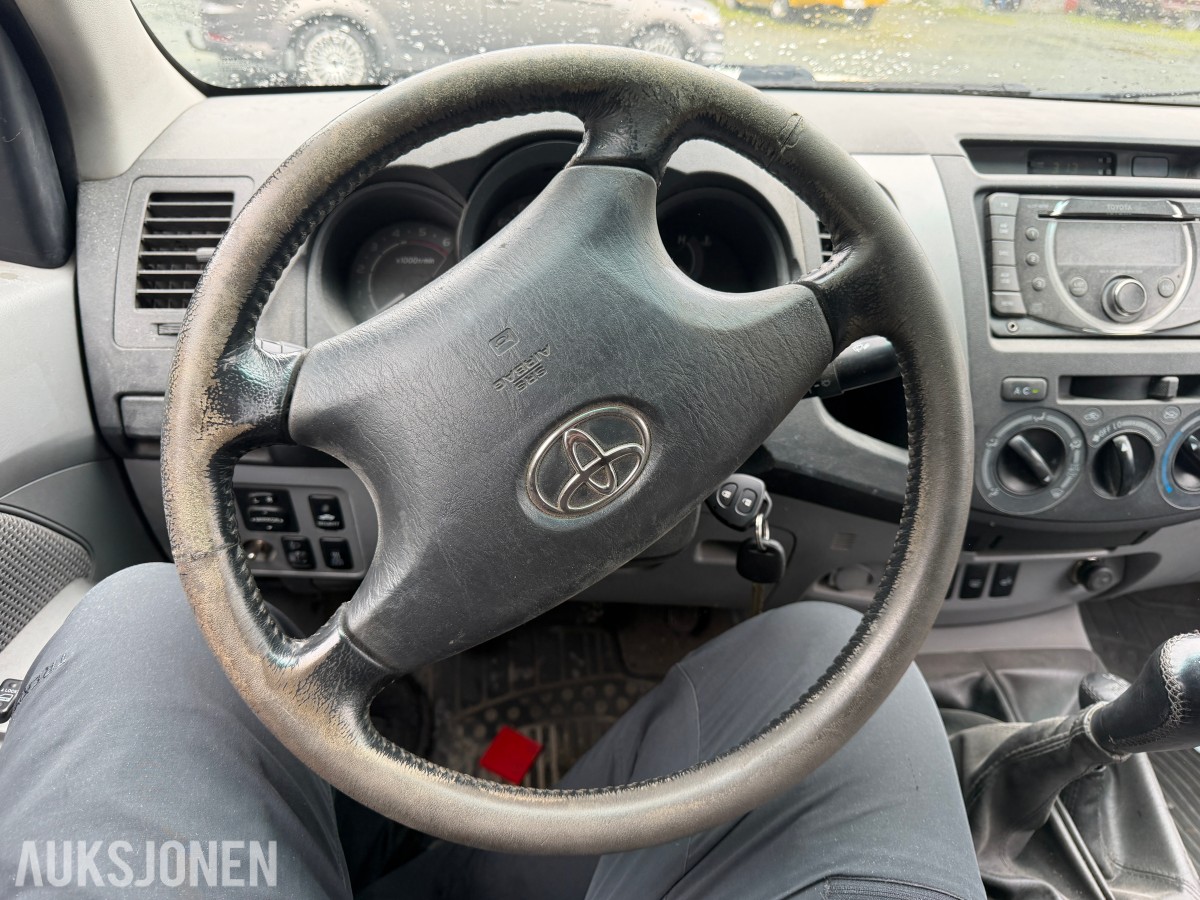2010 Toyota HILUX 2.5-144 D 4WD