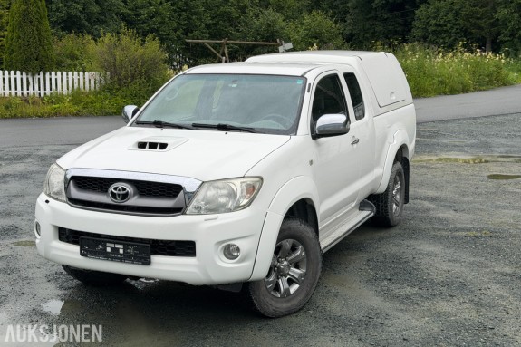 2010 Toyota HILUX 2.5-144 D 4WD
