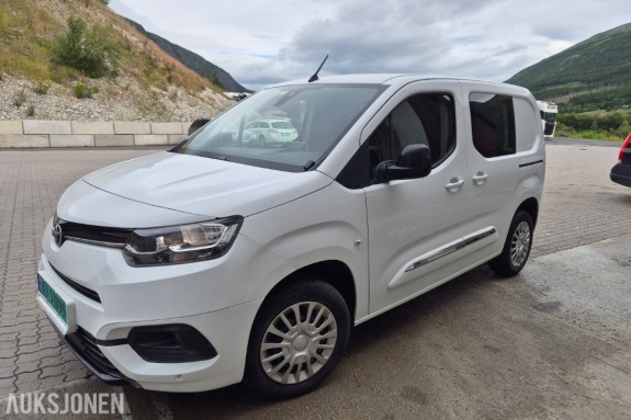 Toyota ProAce City Comfort, Kun 81648 km, Ledbar, velholdt.