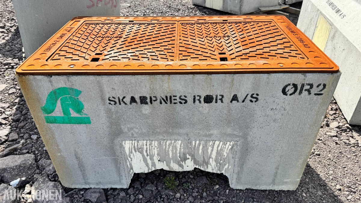 5 stk kabelkummer fra Skarpnes med Furnes D400 støpejernslokk