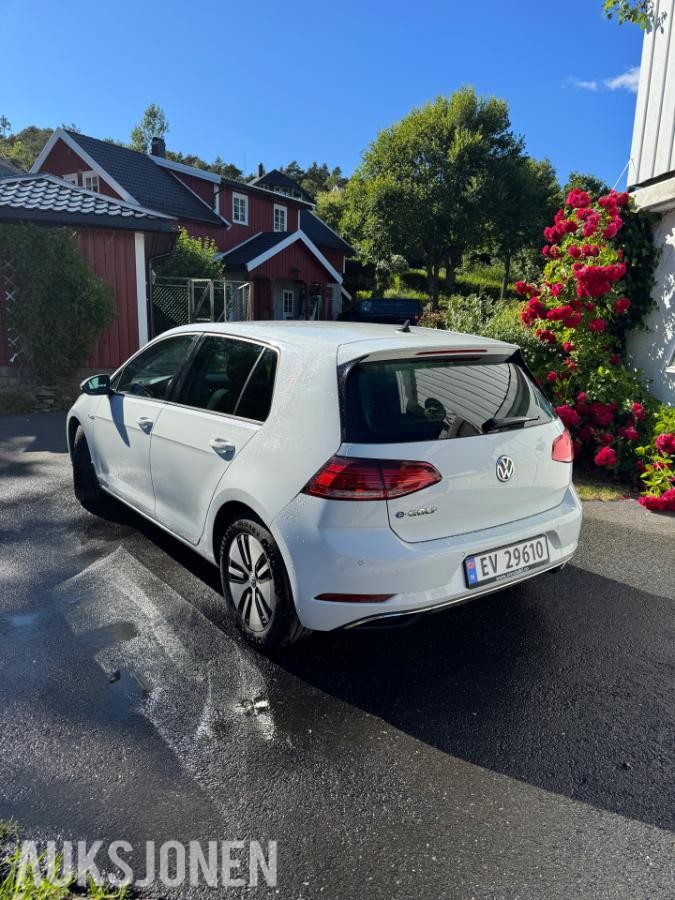 2019 Volkswagen E-Golf 136hk automat 103000km EU OK 07.2028