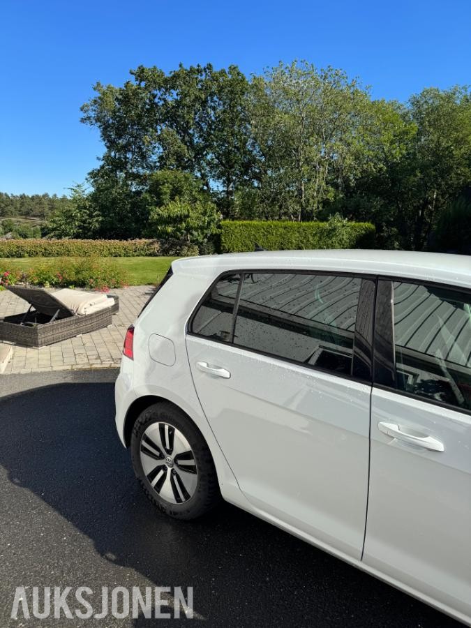 2019 Volkswagen E-Golf 136hk automat 103000km EU OK 07.2028
