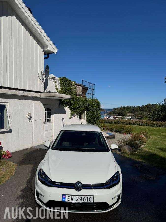 2019 Volkswagen E-Golf 136hk automat 103000km EU OK 07.2028