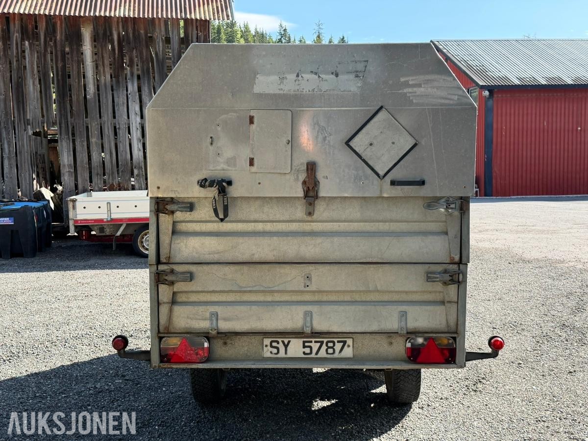 2004 Tysse Boggi henger med lokk