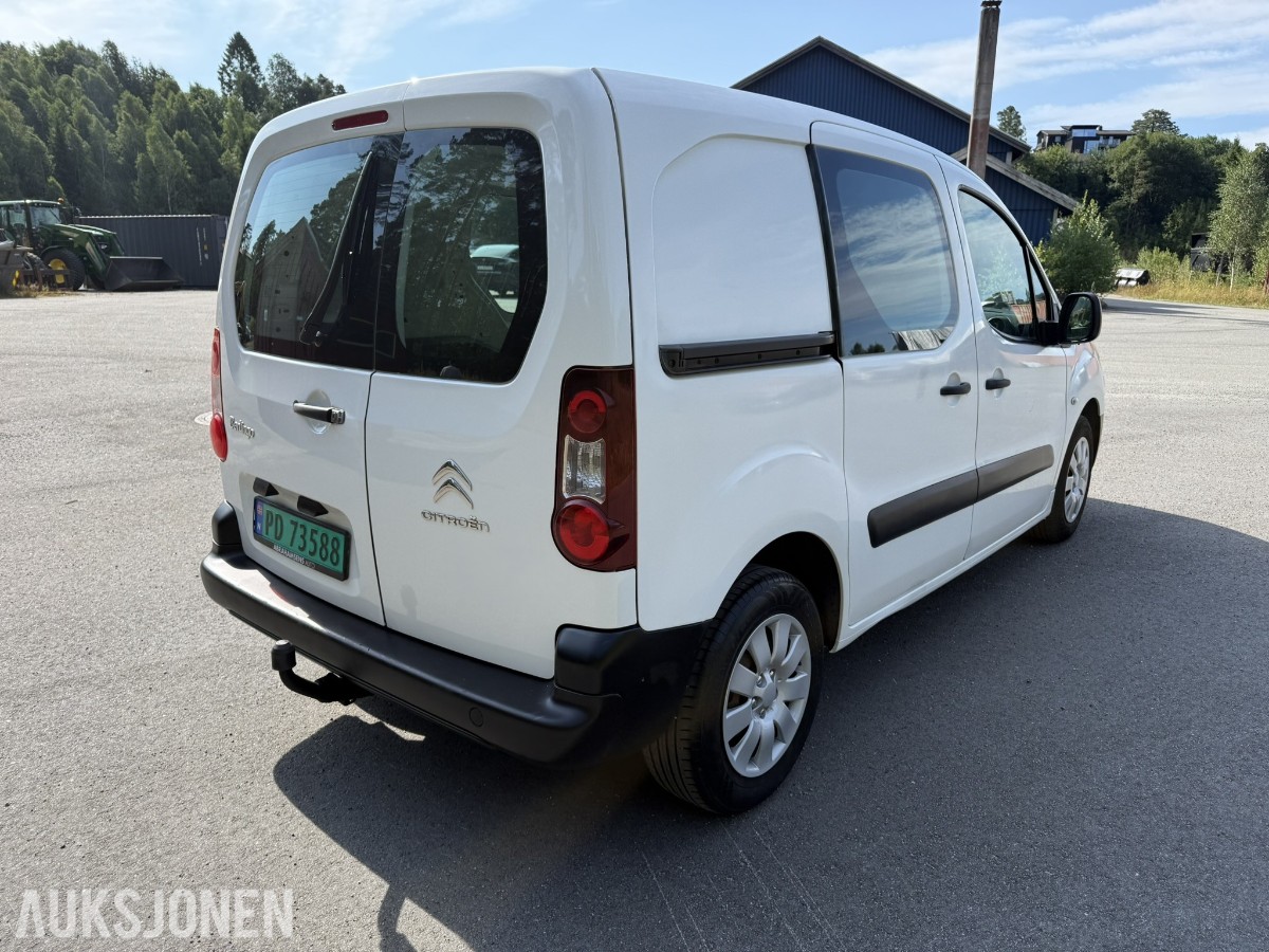 2014 Citroen BERLINGO 1.6-90 D – Manuell - Hengerfeste – 120608 km