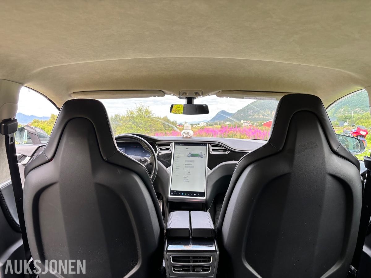 2014 Tesla Model S 311000 km, Eu godkjent til 09.06.2028