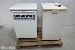 Bosch KTR15V20/01 og Whirlpool ARC 0060 underbenk kjøleskap