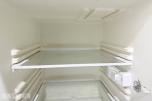 Bosch KTR15V20/01 og Whirlpool ARC 0060 underbenk kjøleskap