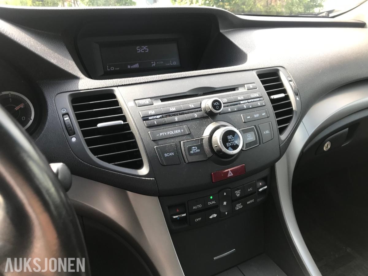 2009 Honda Accord 2.2 Diesel, S+V dekk, Reparasjonsobjekt