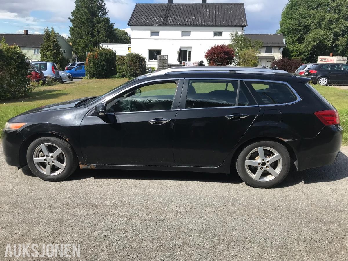 2009 Honda Accord 2.2 Diesel, S+V dekk, Reparasjonsobjekt