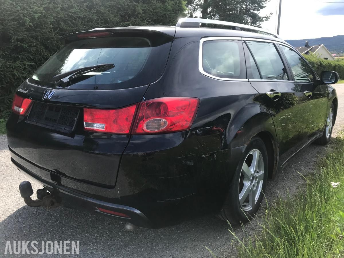 2009 Honda Accord 2.2 Diesel, S+V dekk, Reparasjonsobjekt