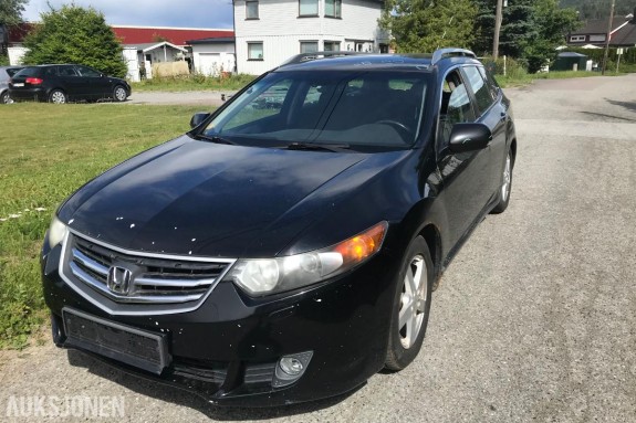 2009 Honda Accord 2.2 Diesel, S+V dekk, Reparasjonsobjekt