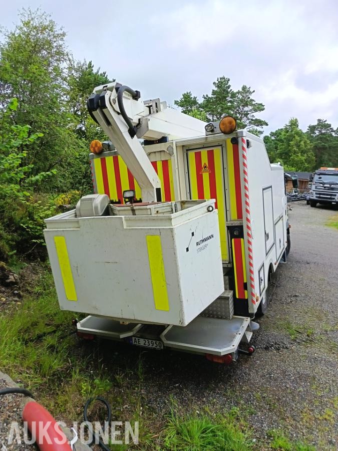 2009 MAN TGL med lift