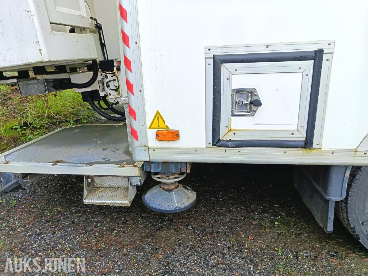 2009 MAN TGL med lift