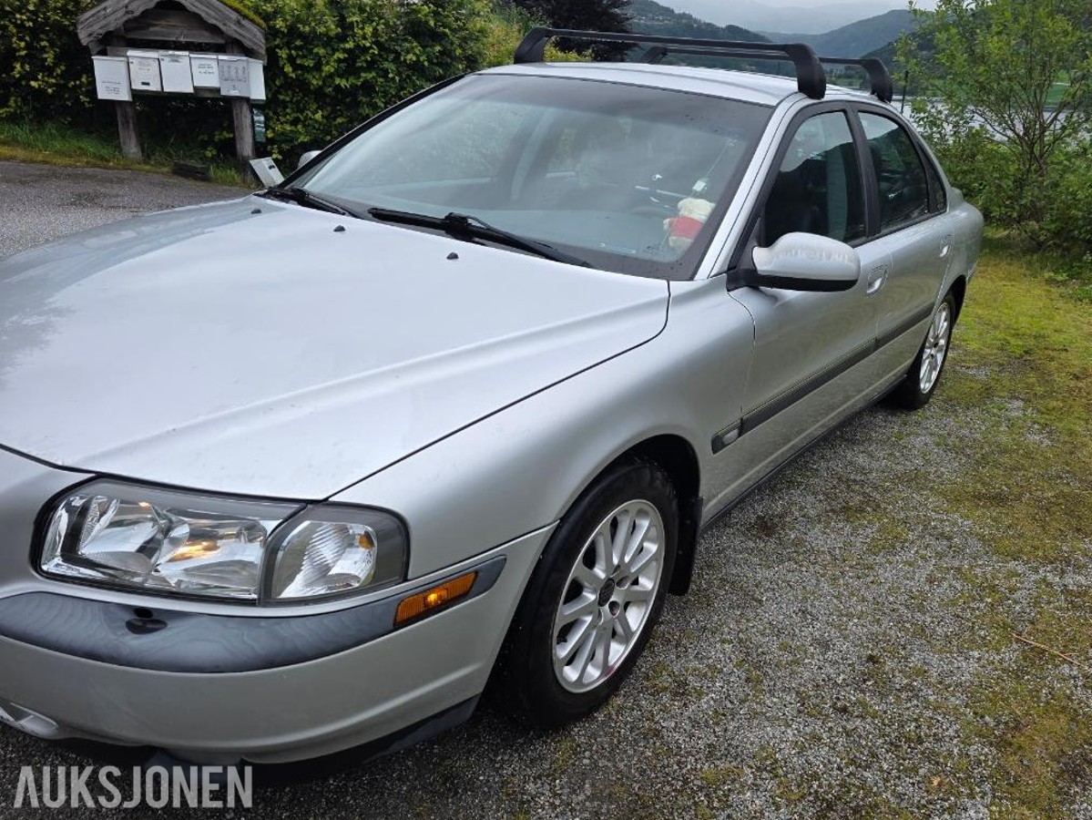 2001 Volvo S80 2.4 170hk 184 000 km