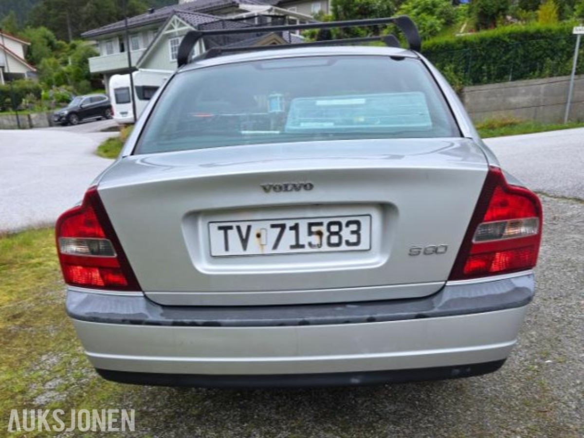2001 Volvo S80 2.4 170hk 184 000 km