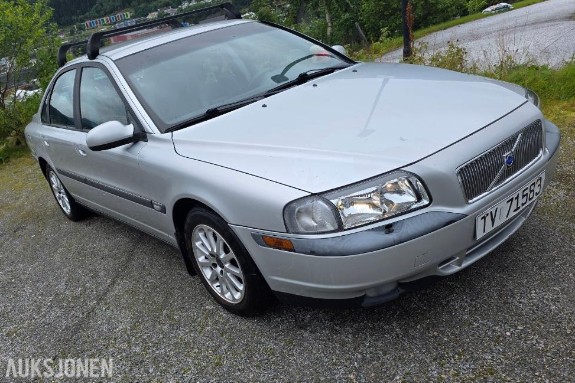 2001 Volvo S80 2.4 170hk 184 000 km