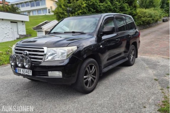 2008 Toyota Land Cruiser V8 4.5 265HK  4WD 7 SETER SKINNINTERIØR AUTOMAT HENGERFESTE 