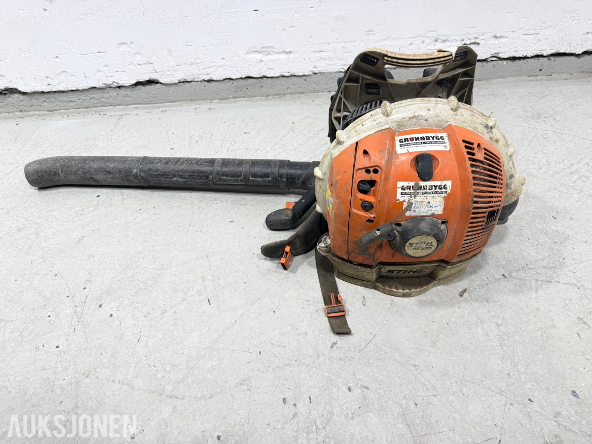Stihl BR 500 ryggbåret bensindrevet løvblåser