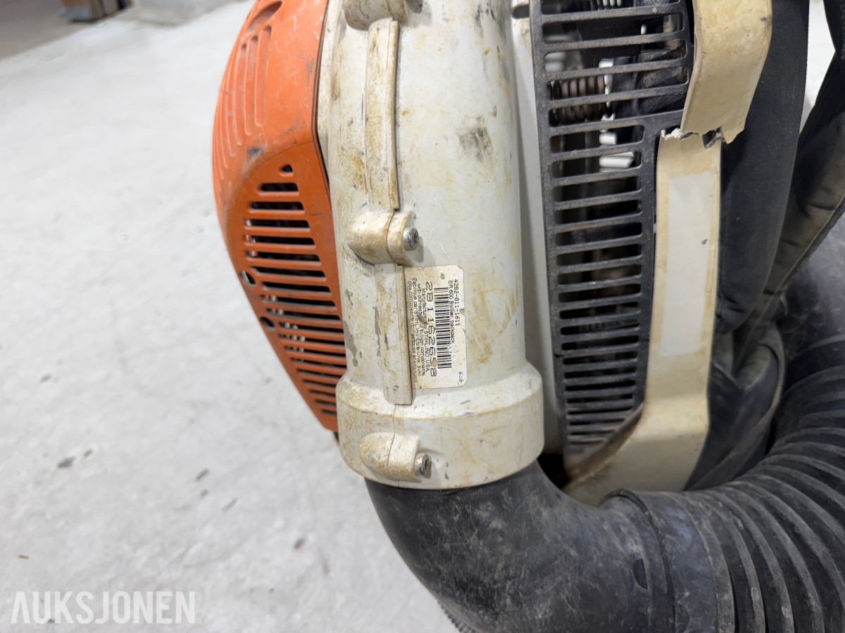 Stihl BR 500 ryggbåret bensindrevet løvblåser