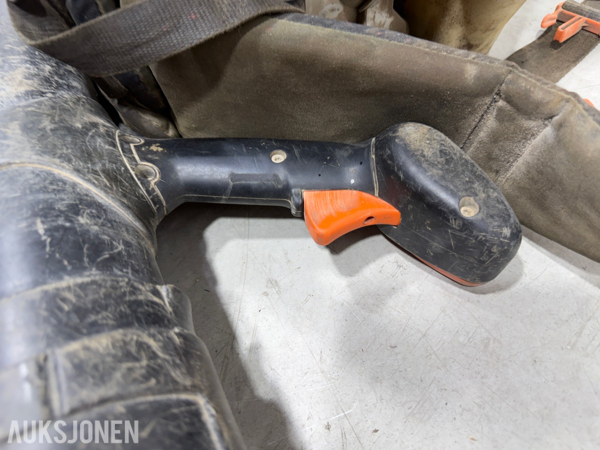 Stihl BR 500 ryggbåret bensindrevet løvblåser