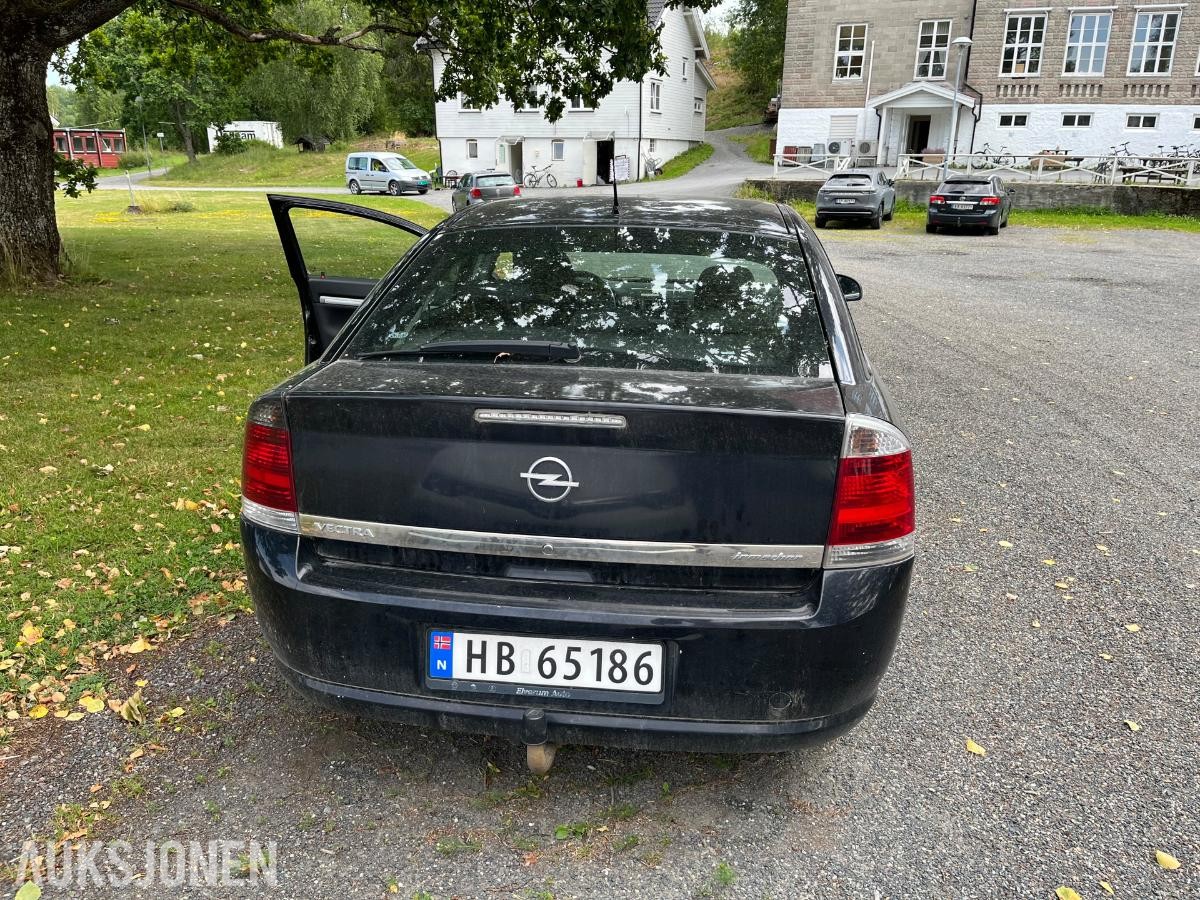 2006 Opel Vectra, 1.8-122, 249866km Repobjekt
