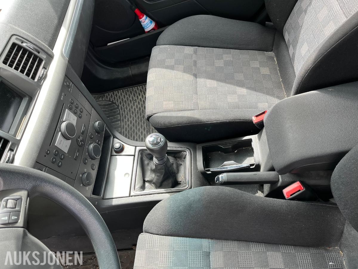 2006 Opel Vectra, 1.8-122, 249866km Repobjekt