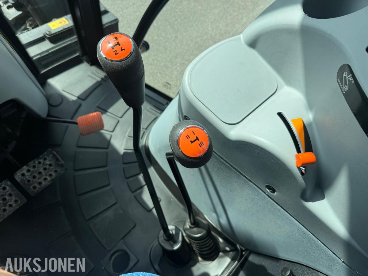 2023 New Holland TD5.85 TRAKTOR VELHOLDT LITE TIMER(118)