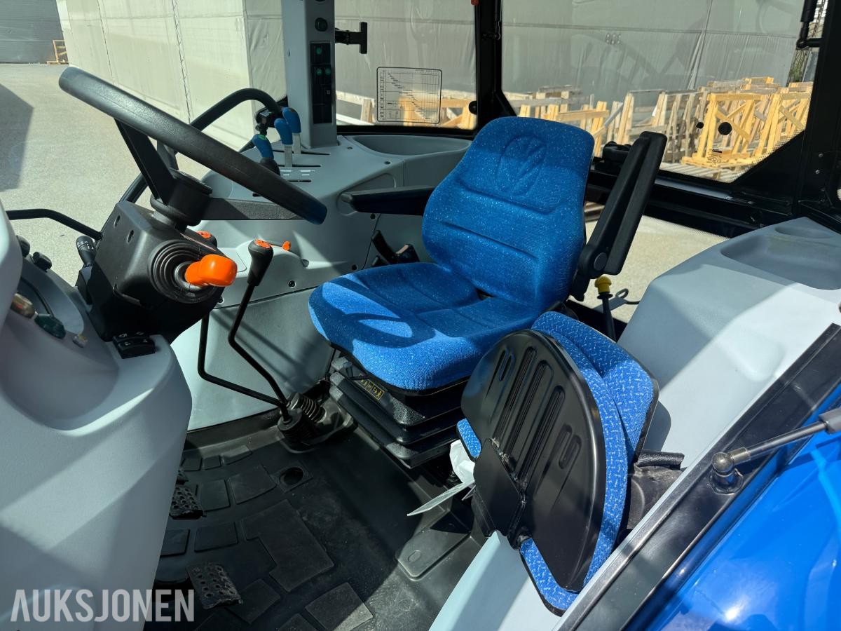 2023 New Holland TD5.85 TRAKTOR VELHOLDT LITE TIMER(118)