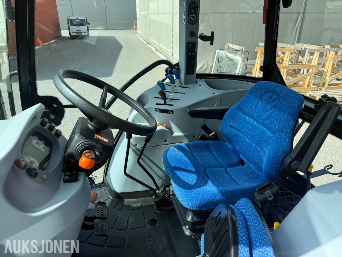 2023 New Holland TD5.85 TRAKTOR VELHOLDT LITE TIMER(118)