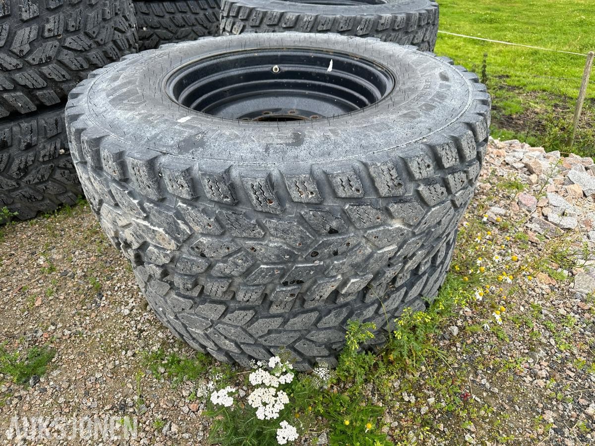 Nokian Hakkapeliitta TRI 540/80R28 – Traktordekk